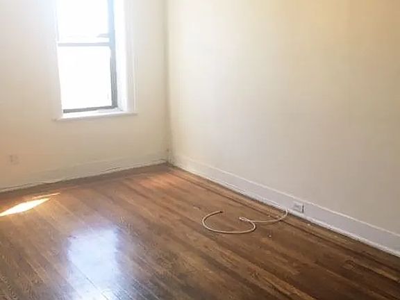 4th image of 270 E 31st St #3A