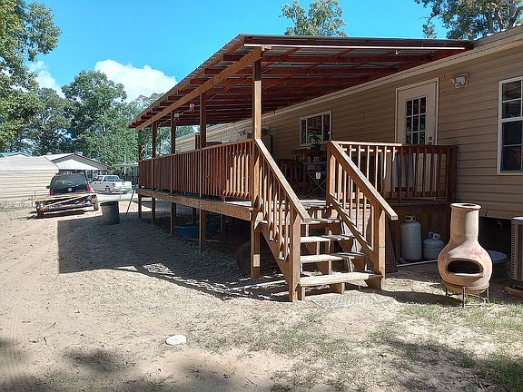 5th image of 105 Larkspur Cir