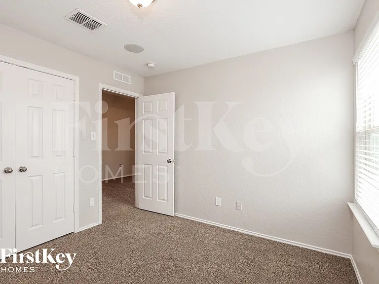 3003 Candleside Dr — Photo 12