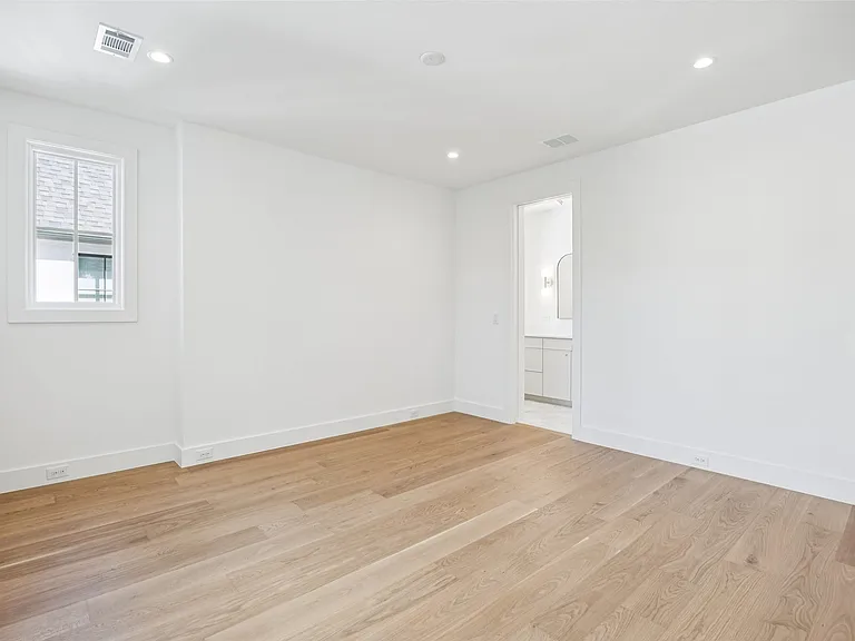 6833 Northridge Dr — Photo 29