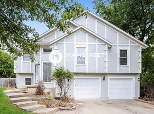 701 York Dr, Belton, MO 64012