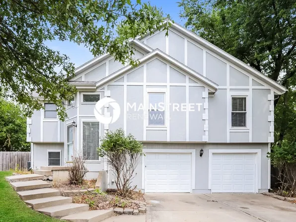 701 York Dr, Belton, MO 64012