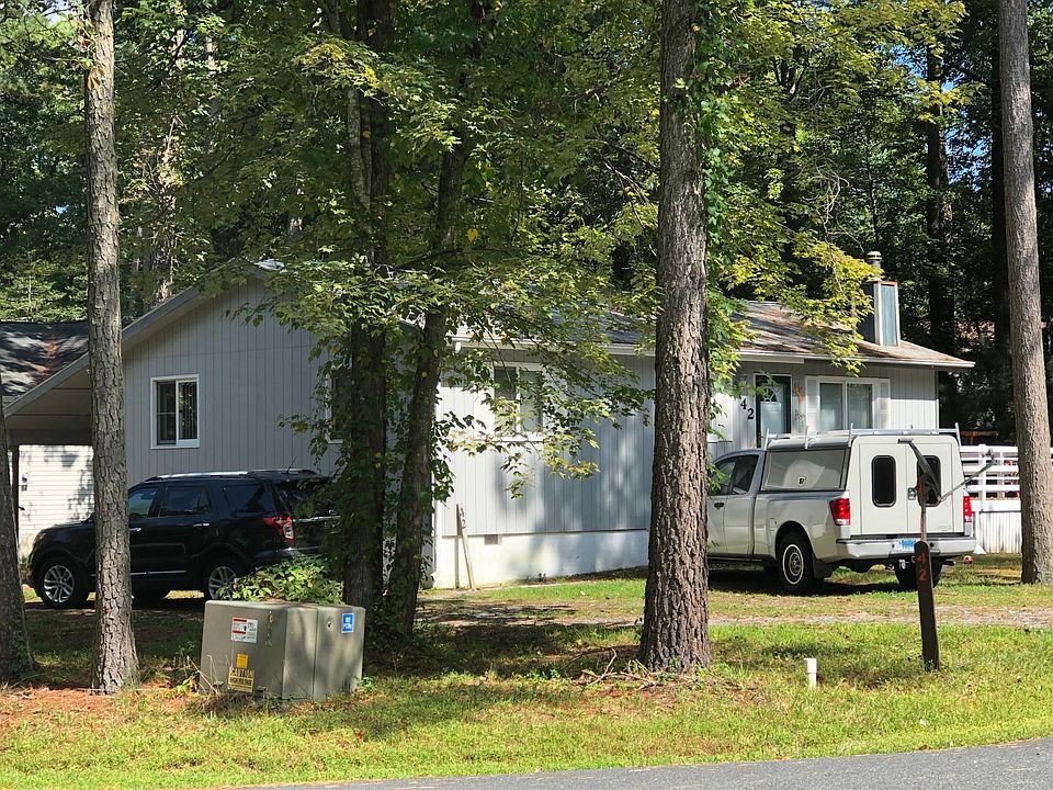 2nd image of 42 Sandyhook Rd