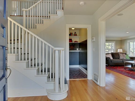 3rd image of 2601 N Junett St