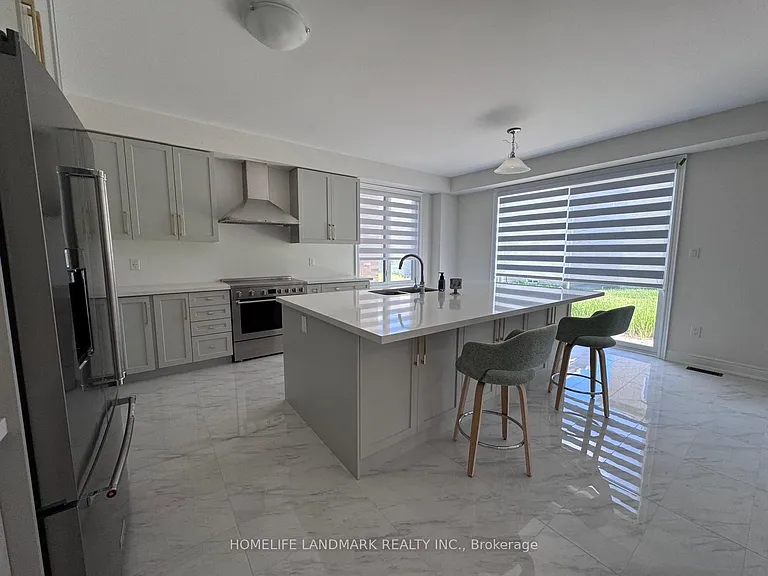 45 Father Muckle Ave — Photo 18