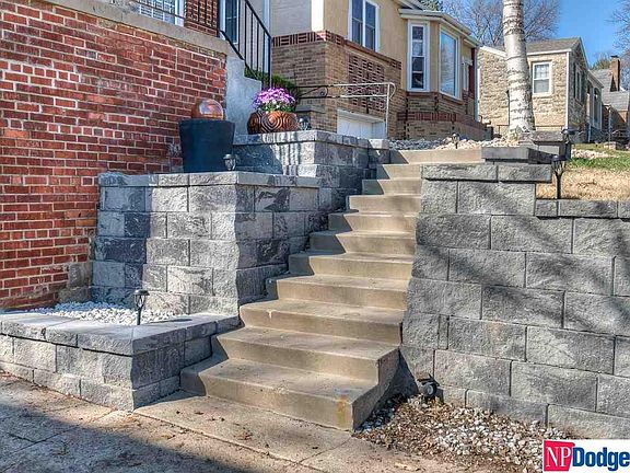 3rd image of 5023 Seward St