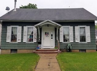 151 N 15th St, Coshocton, OH 43812