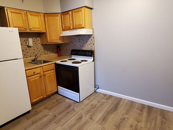 5th image of 2621 S Big Bend Blvd Unit 1