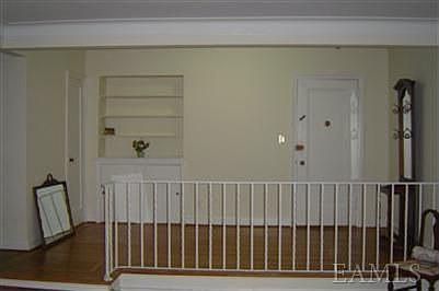 5th image of 35 Parkview Ave APT 3C