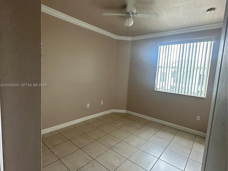 1656 SE 29th Ct #201 — Photo 16