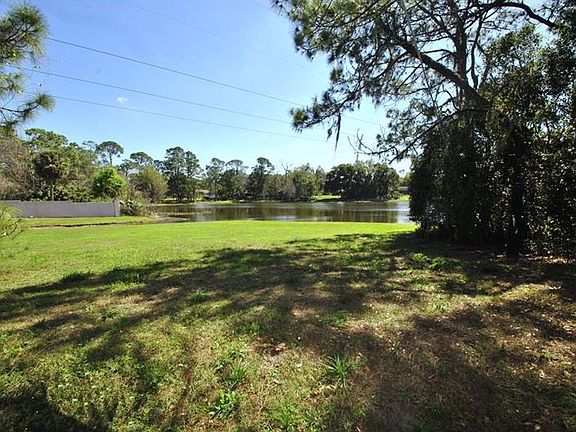 2nd image of 4301 N Econlockhatchee Trl