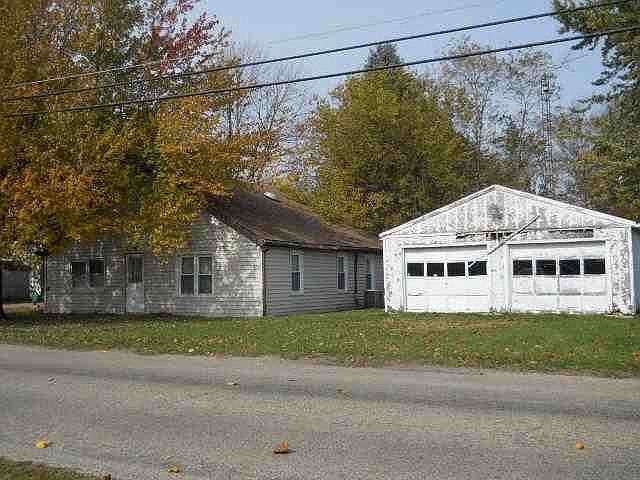 2nd image of 5496 S County Road 270 E