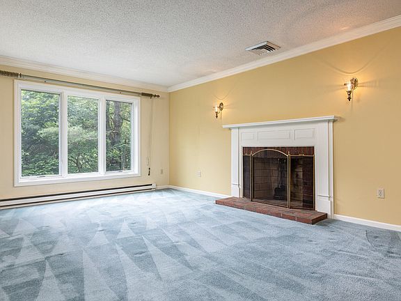 2nd image of 28 Wildwood Drive #28