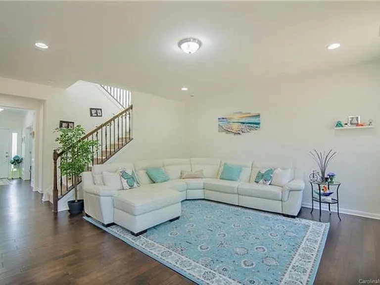 2589 Shoal Park Rd — Photo 6
