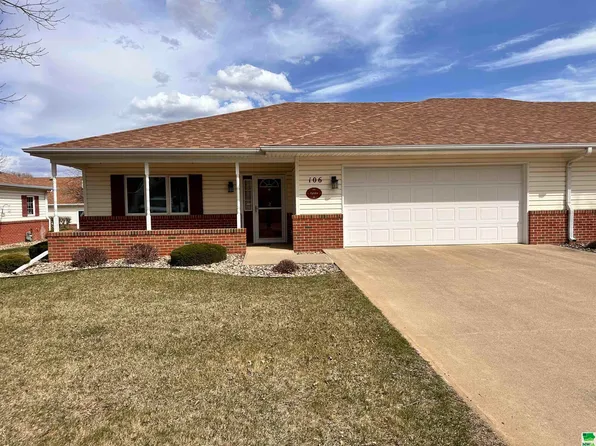 710 2nd St SE Unit 106, Orange City, IA 51041