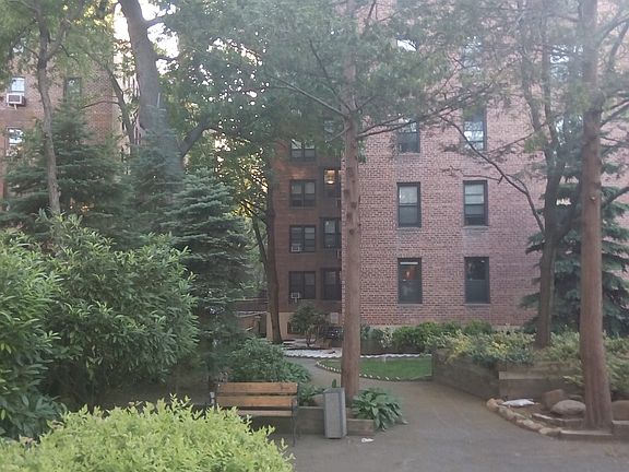 2nd image of 14050 Burden Cres APT 5C