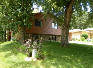 2319 2nd Ave SW, Rochester, MN 55902