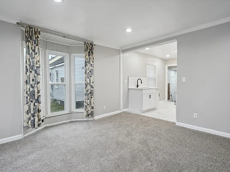 McCormick St — Photo 10