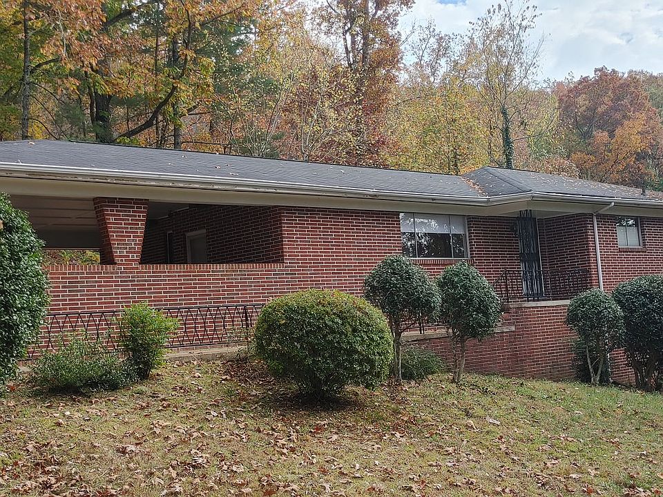1st image of 200 Woodbury Ave