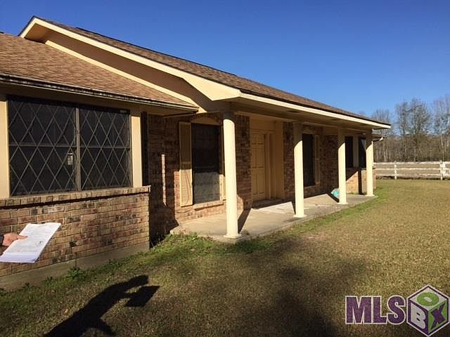 1st image of 18565 Aydell Ln