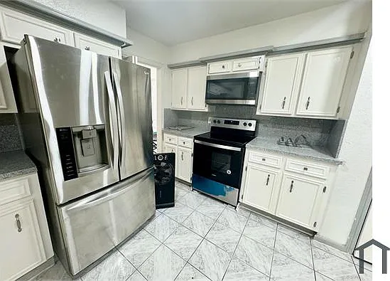 13846 Sheri Hollow Ln — Photo 11