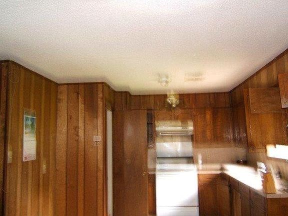 2nd image of 9189 Cottonwood Dr