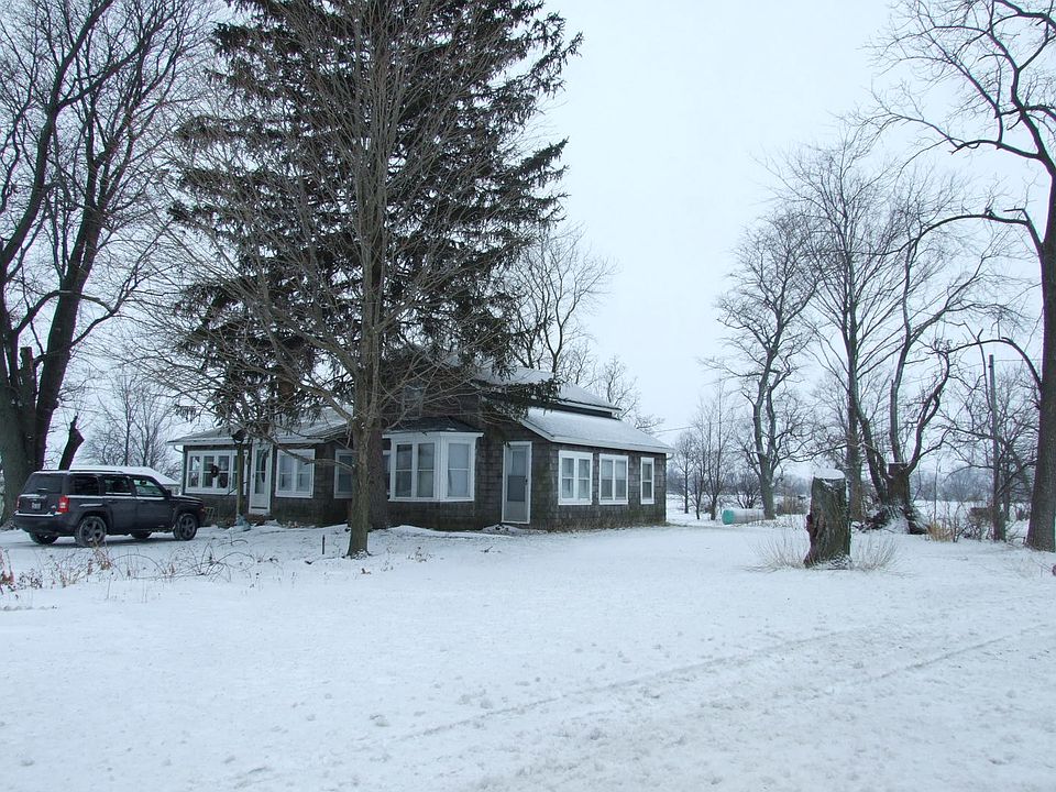 2nd image of 17516 Galena Rd