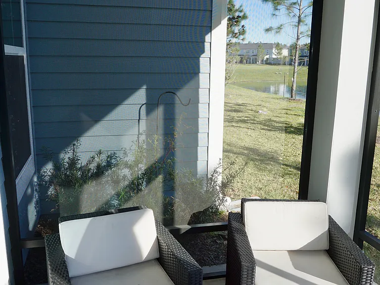 250 Brandon Lakes Dr — Photo 15