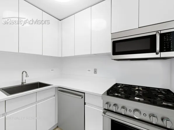 236 East 47th Street 15E image 3 of 8