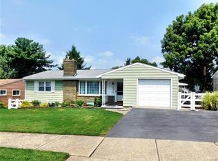 1572 Lois Ln, Bethlehem, PA