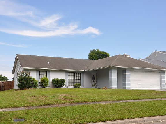 3rd image of 2828 Saint Clair Ct
