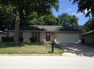 733 W Downing St, Springfield, MO 65807