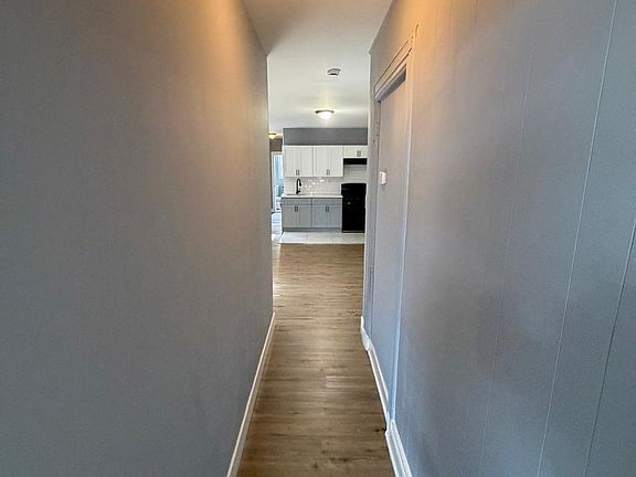 3rd image of 904 3rd Ave #1
