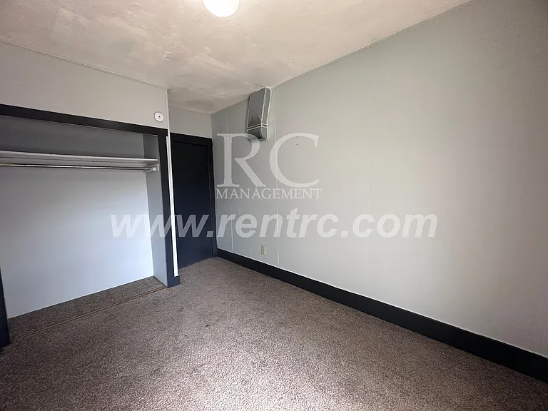 2403-2 E Main St #E — Photo 10