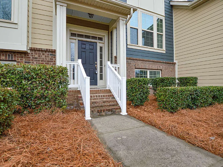 313 Annandale Dr — Photo 40