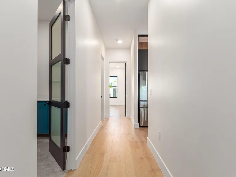 3014 E Avalon Dr — Photo 36