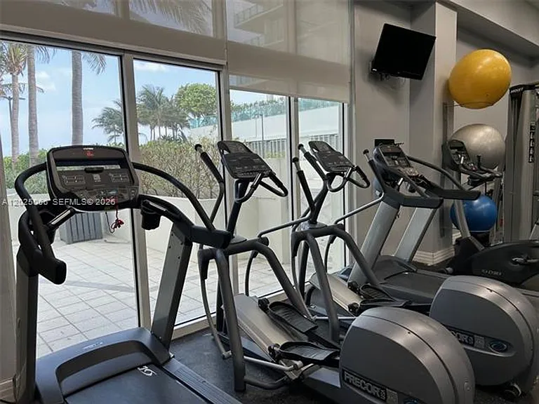 6917 Collins Ave #807 — Photo 30