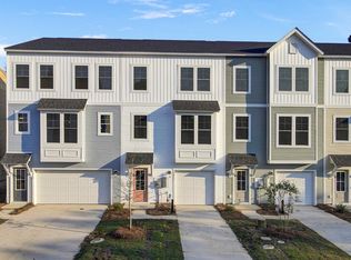 1037 Pettiford Pl, Hanahan, SC 29410