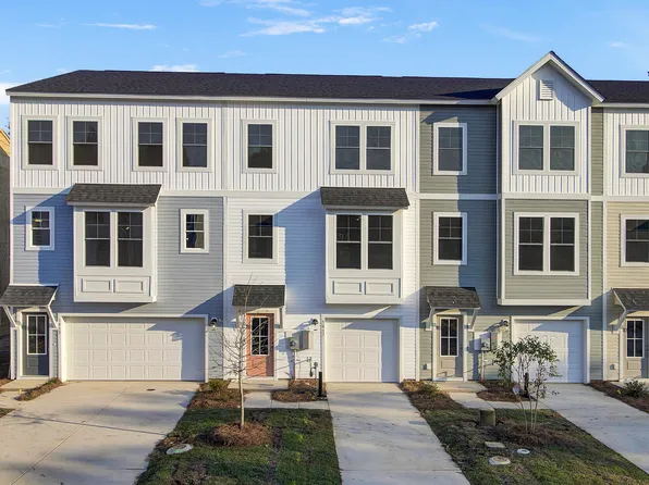 1038 Pettiford Pl, Hanahan, SC 29410