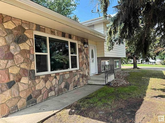 5th image of 4537 51st St