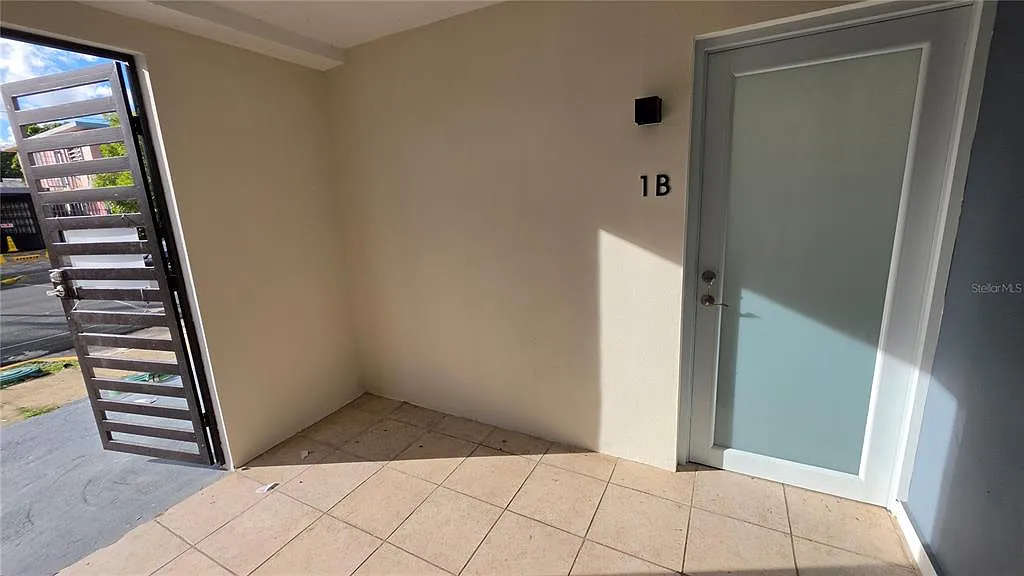 2 bed, 2.0 bath, 750 sqft, $1,375 — Photo 4