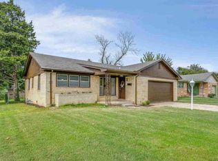 1761 S Windsor Rd, Wichita, KS 67218