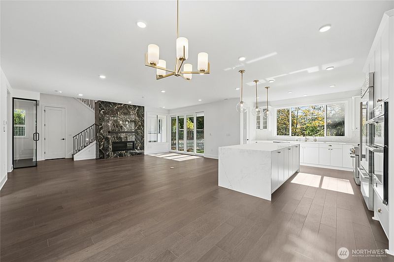 2nd image of 13709 SE 85th Street #50