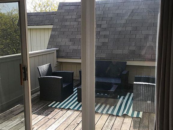 2nd image of 42362 Lochmoor St