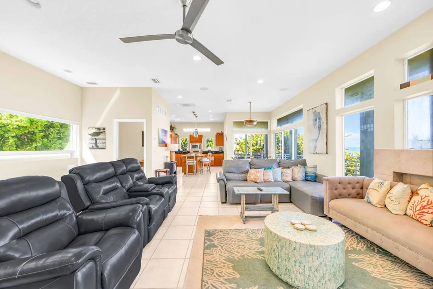 3 bed, 2.0 bath, 2077 sqft, $14,718 — Photo 3