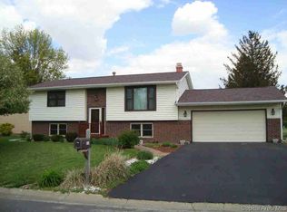 1625 Monroe St, Galesburg, IL 61401