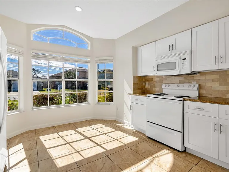 1538 Avleigh Cir — Photo 6