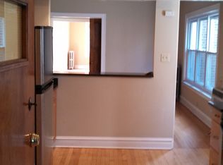 1027 Hull Ter, Evanston, IL 60202