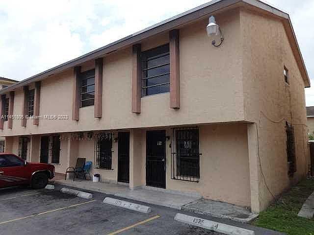 2nd image of 1375 W 41st St APT 5-A