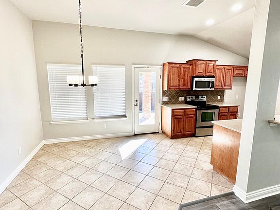 4th image of 2616 NW 183rd St